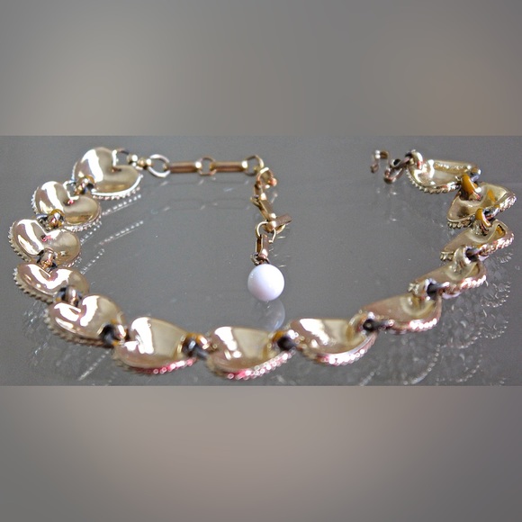 CORO HEART NECKLACE CREAM GOLD CHECK VINTAGE 15 INCH 13 LINKS - Picture 9 of 10